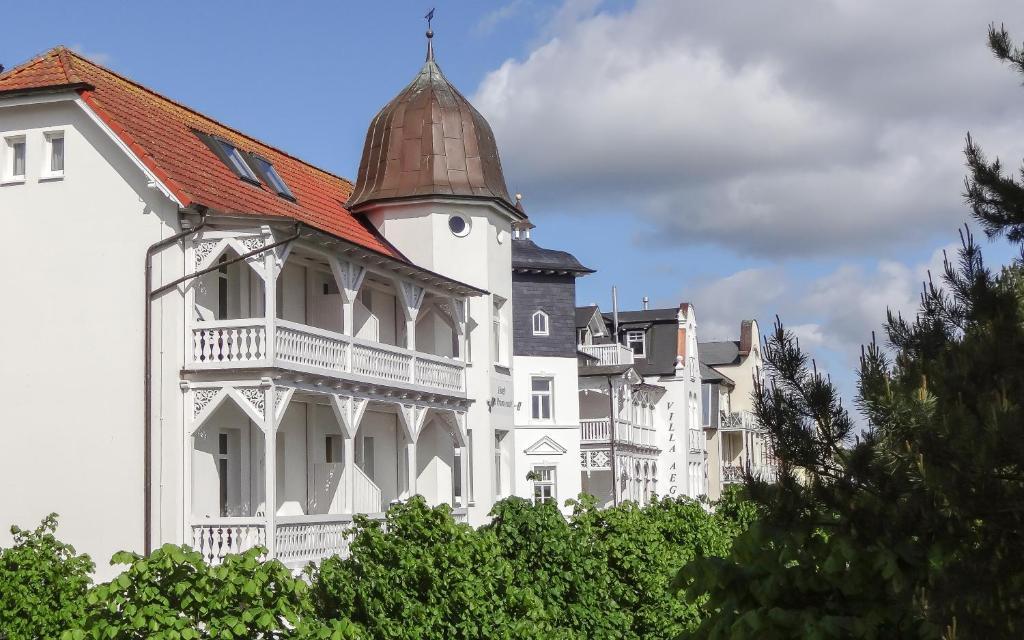 Strandhotel Zur Promenade Binz Exterior photo